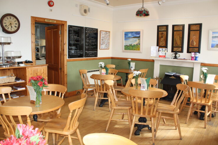 The Robin's Nest Tearoom Featured Image